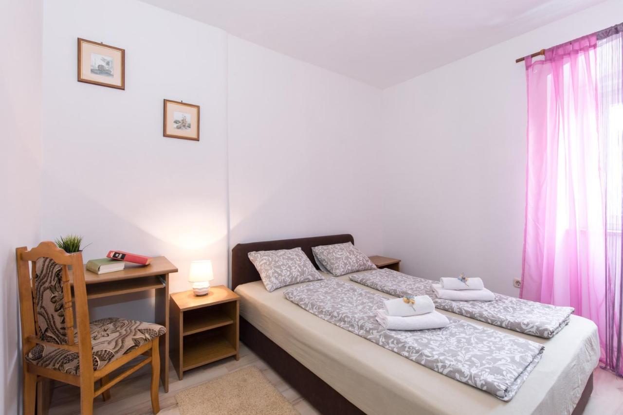 Pape Punat Apartmani I Sobe Exterior foto