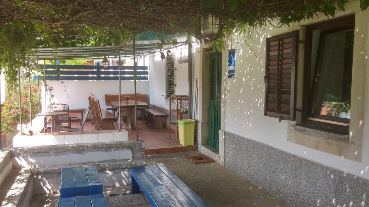 Pape Punat Apartmani I Sobe Exterior foto