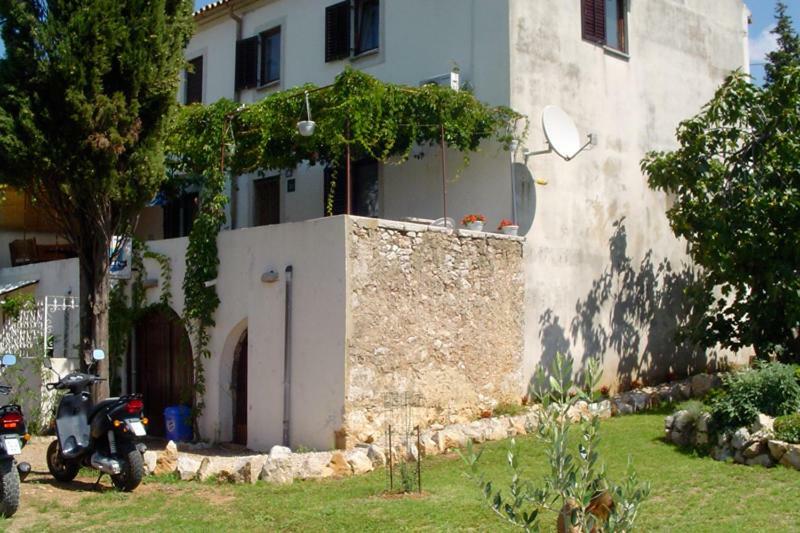 Pape Punat Apartmani I Sobe Exterior foto